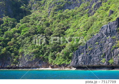 Landscape with rocky island near Palawan Landscape with rocky island near Palawan 7517709