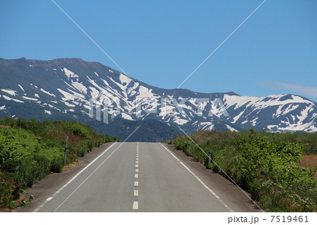 初夏の月山 7519461