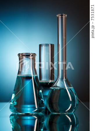 Laboratory glassware 7531871