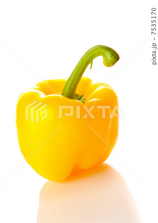 Yellow paprica Yellow paprica 7535170