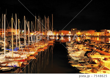 トラーニ Trani トラーニ Trani 7548625