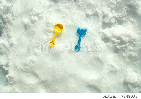 雪遊び 雪遊び 7548935