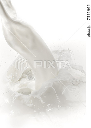 milk splash 7555966