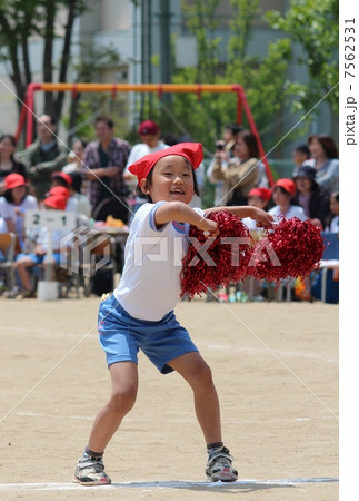運動会のダンス 7562531
