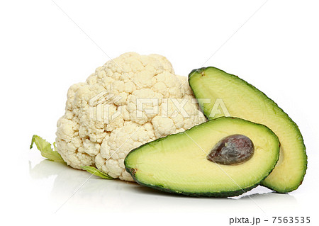 Avocado and cauliflower 7563535
