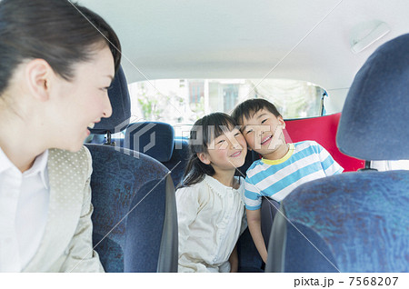 ワーキングマザー 7568207