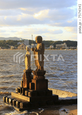 宍道湖の夕日 7574341