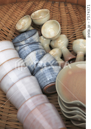 萩焼の茶碗 7574371