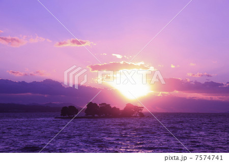 宍道湖の夕日 7574741