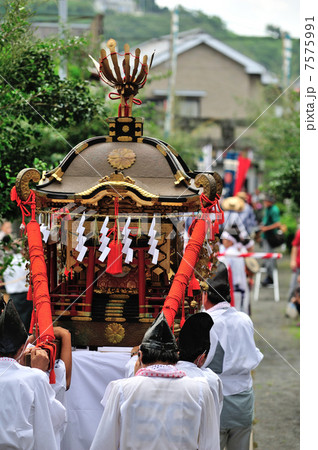 祭の神輿 7575991