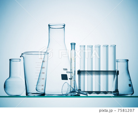 Assorted laboratory glassware equipment 7581207