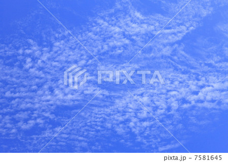 うろこ雲 7581645