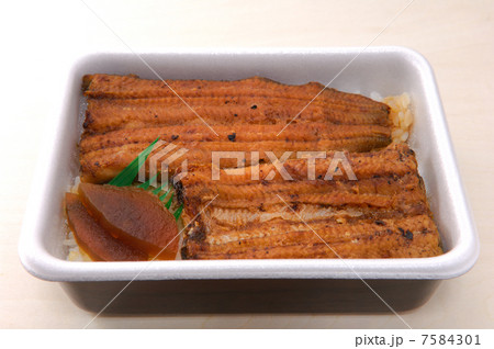 おいしい鰻弁当 7584301
