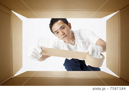 運送の作業員 7587184