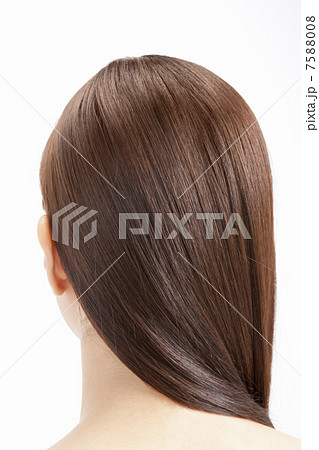 ストレートヘアーの女性 7588008