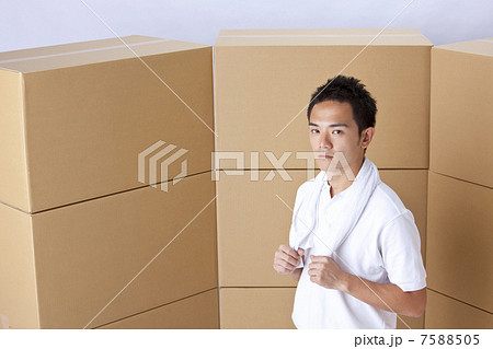 運送の作業員 7588505