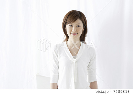 女性ポートレート 女性ポートレート 7589313
