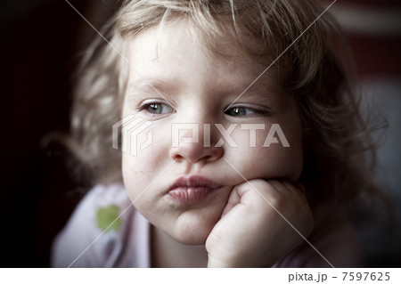 Sad child 7597625