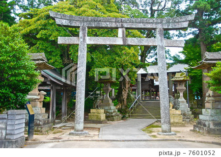 揖夜神社の鳥居（島根県松江市東出雲町揖屋） 7601052