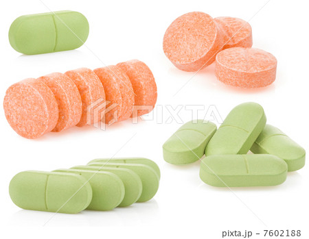 pills on white 7602188