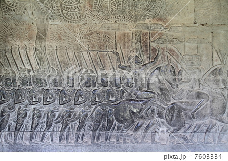 アンコール・ワット　スールヤヴァルマン二世の行軍のレリーフ 7603334