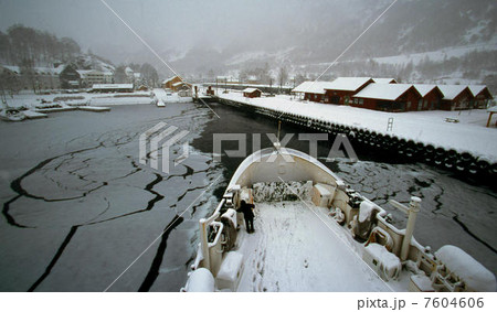 ソグネフィヨルドクルーズ ソグネフィヨルドクルーズ 7604606