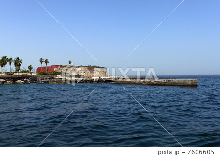 世界遺産ゴレ島、要塞跡と堤防 世界遺産ゴレ島、要塞跡と堤防 7606605