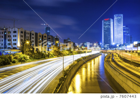 Tel Aviv at Night 7607443
