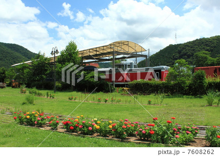 片上鉄道　吉ケ原駅舎 7608262