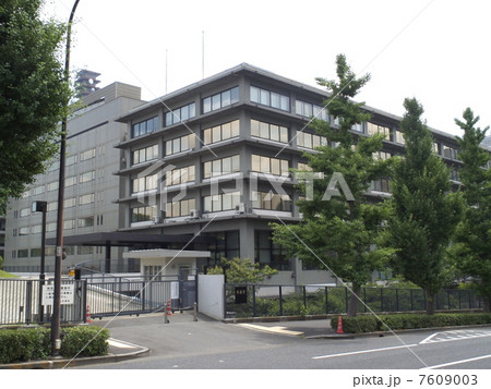 外務省裏口 7609003