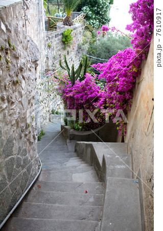 ポジターノの階段 7610917