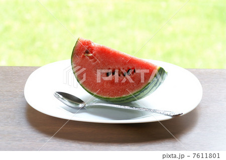 スイカ 7611801