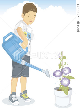 みずやりをしている男の子 7620931