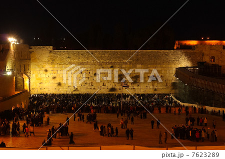イスラエル夜景、エルサレムの嘆きの壁 7623289