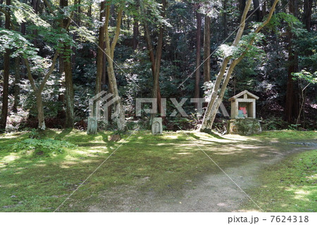 長岳寺 地蔵尊 長岳寺 地蔵尊 7624318