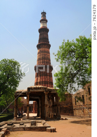 クトゥブ・ミナール 7624379