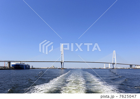 船上から見る名港中央大橋 船上から見る名港中央大橋 7625047