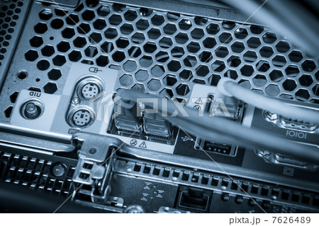 network hub and patch cables network hub and patch cables 7626489