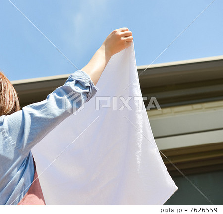 バスタオルを干す 7626559