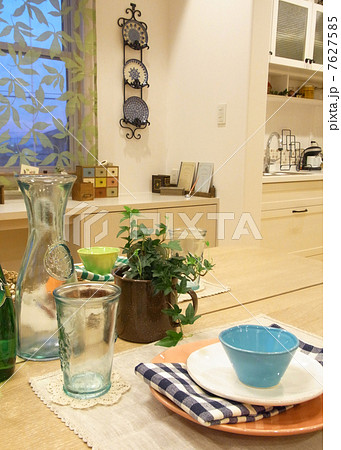 ダイニングルーム 7627585
