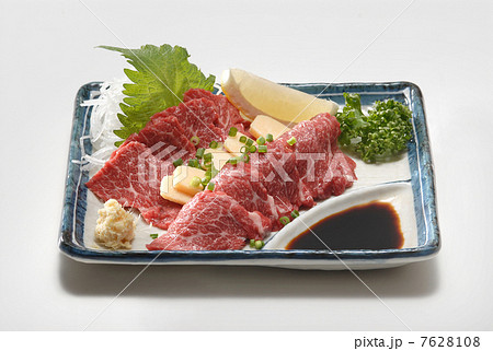 肉　馬　馬刺　肉料理　刺身　赤身　たてがみ 7628108