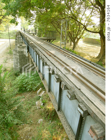 戦場に架ける橋 7634164