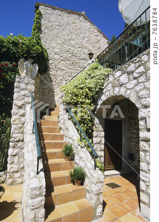 エズ村の石造りの家の写真素材