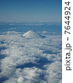 飛行機からみた富士山 7644924
