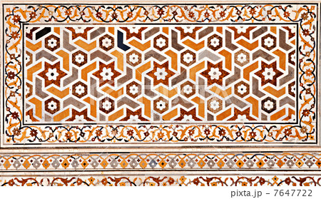 Detail of decorating the Taj Mahal 7647722