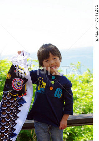 子供と鯉のぼり 子供と鯉のぼり 7648261