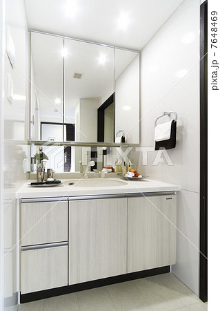 パウダールーム 7648469