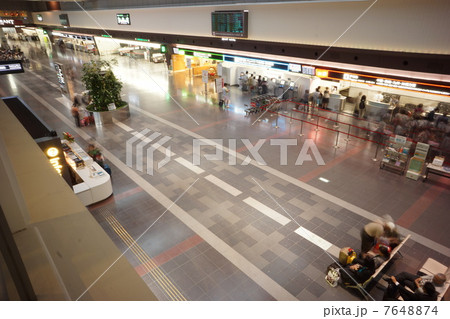 羽田空港 出発ロビー 羽田空港 出発ロビー 7648874