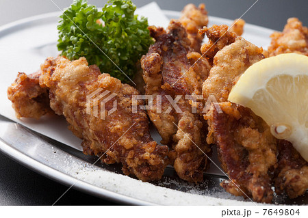 若鶏の唐揚げ 7649804