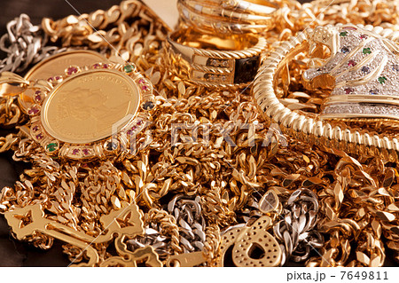 貴金属買い取り 7649811